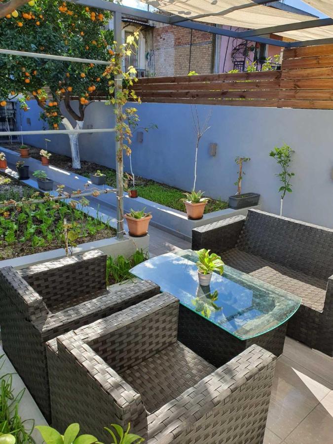 Evia'S Apartment - New Apartment In Town! ไซคิย์นธอสทาวน์ ภายนอก รูปภาพ